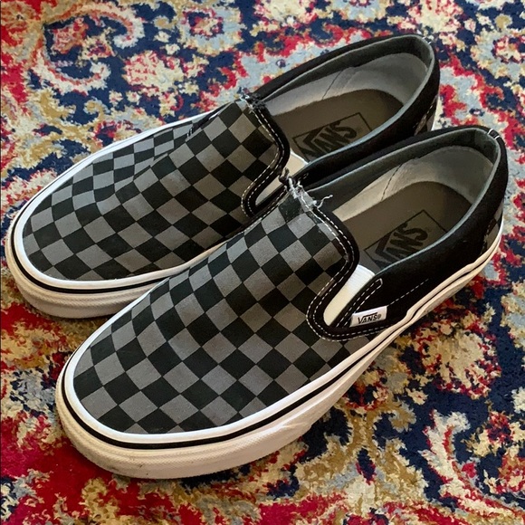 Checkerboard vans - Picture 1 of 4